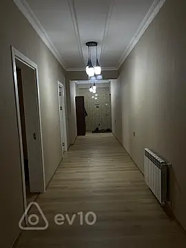 Kirayə verilir 3 otaqlı yeni tikili 120 m²