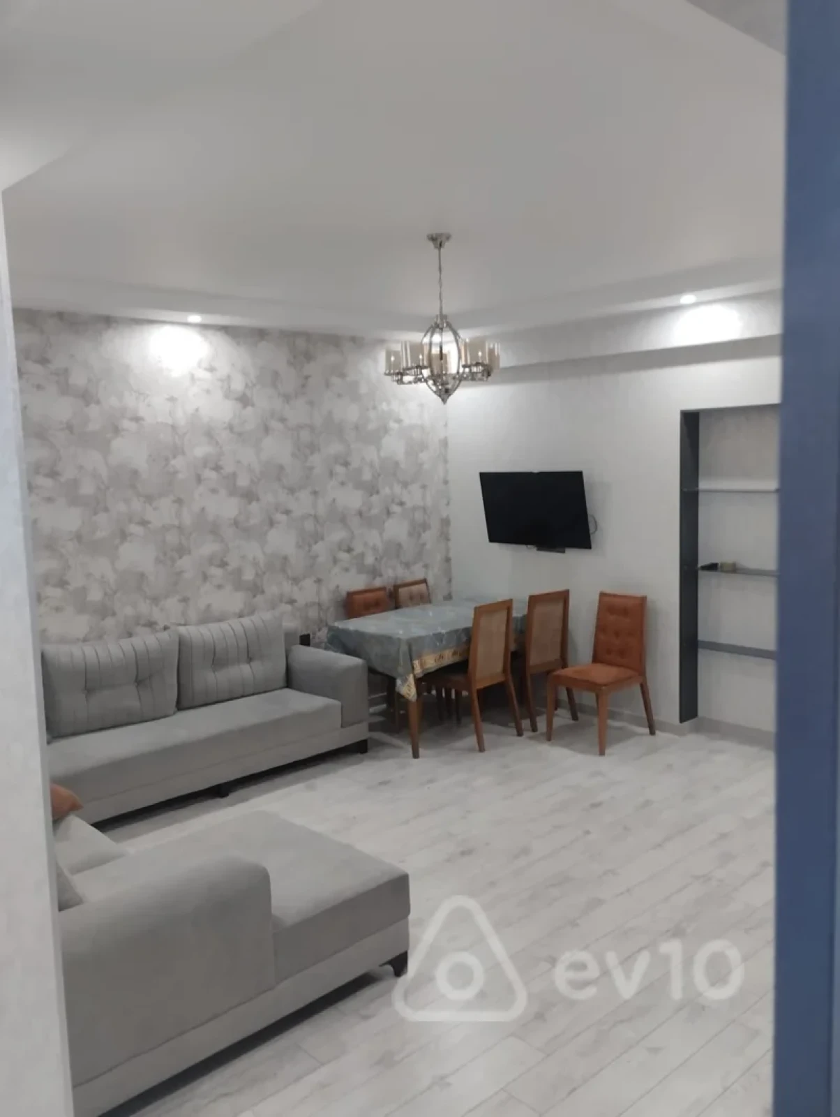 Kirayə verilir 3 otaqlı yeni tikili 90 m²