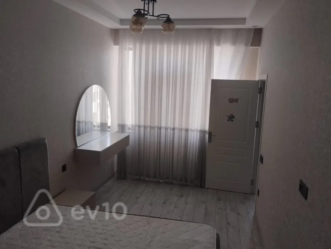 Kirayə verilir 3 otaqlı yeni tikili 90 m²