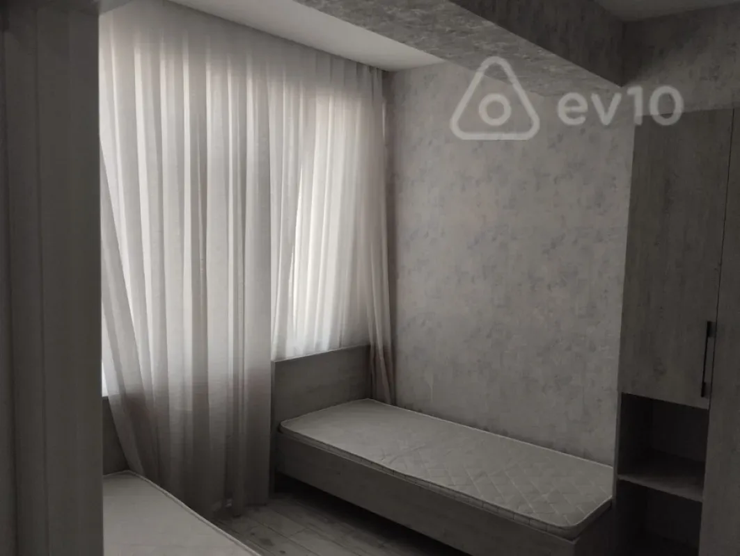 Kirayə verilir 3 otaqlı yeni tikili 90 m²