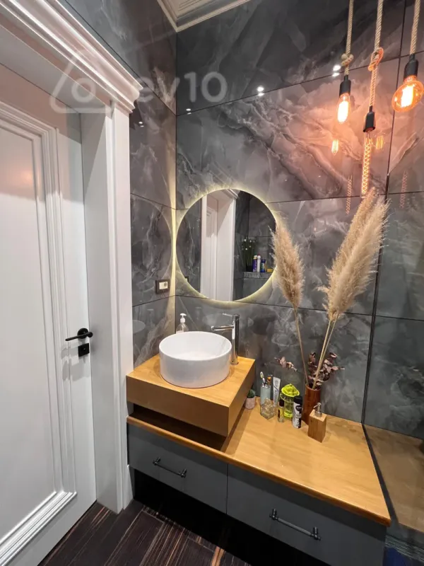 Kirayə verilir 3 otaqlı yeni tikili 157 m²