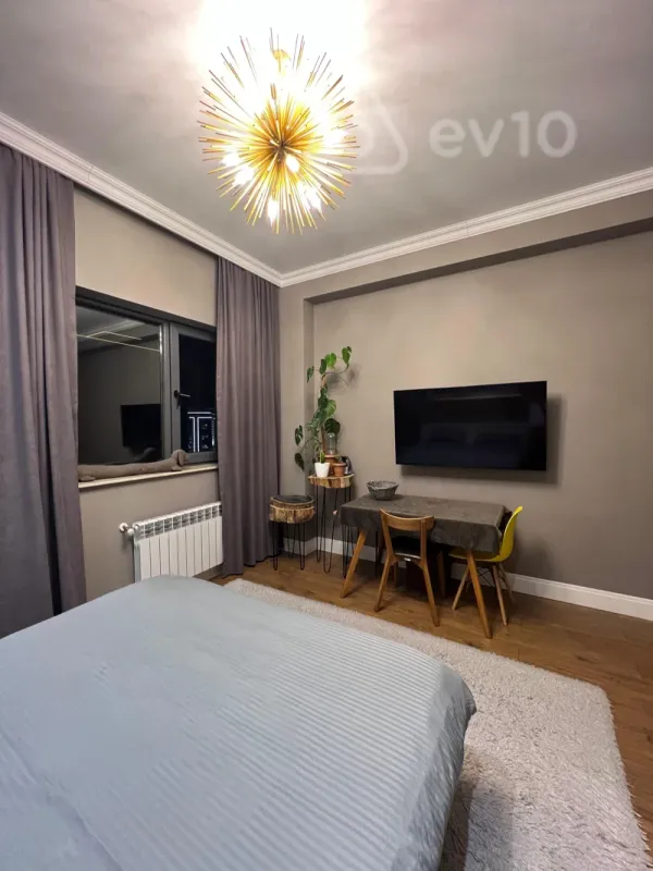 Kirayə verilir 3 otaqlı yeni tikili 157 m²