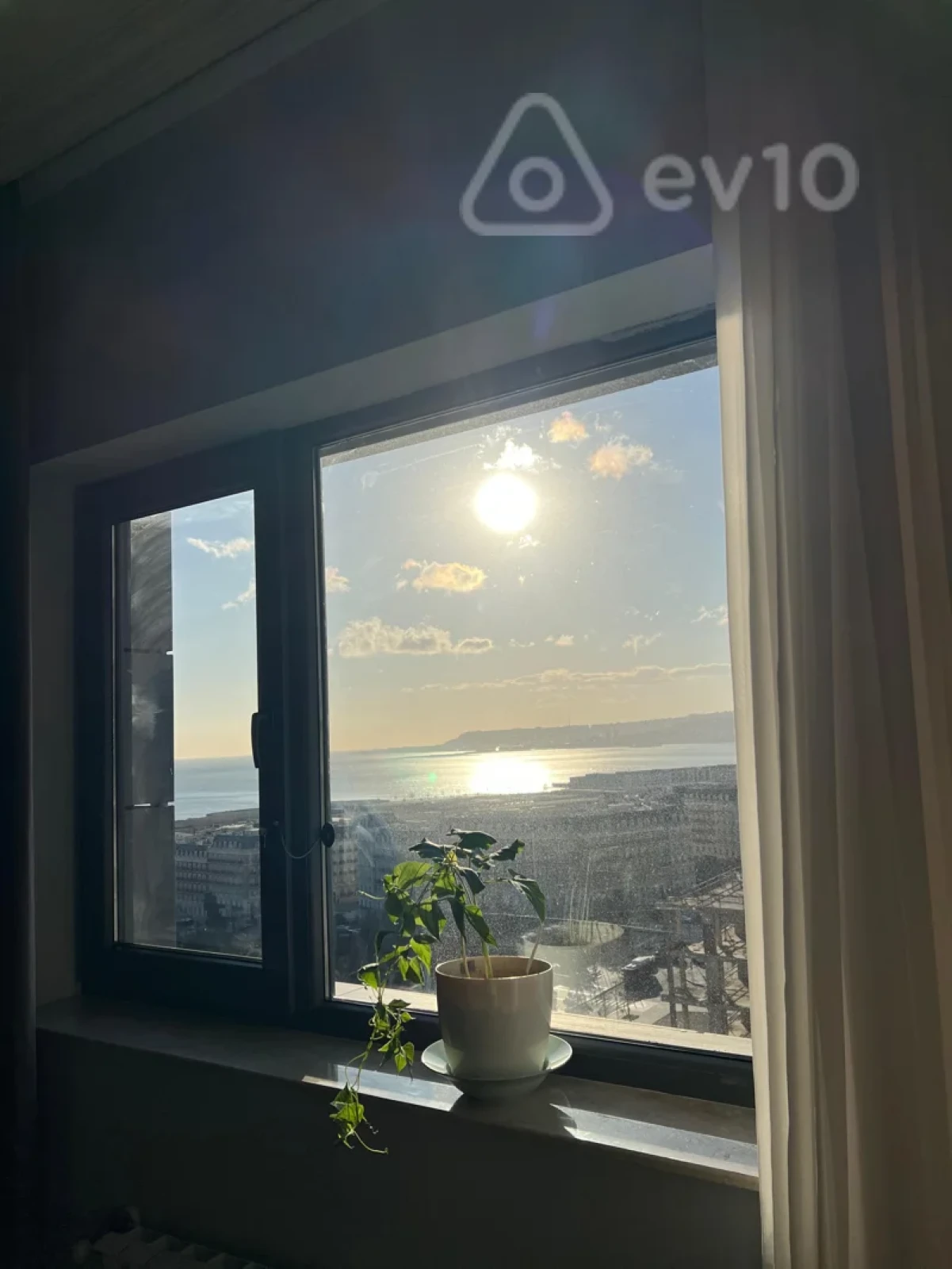 Kirayə verilir 3 otaqlı yeni tikili 157 m²