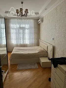 Kirayə verilir 3 otaqlı yeni tikili 100 m²