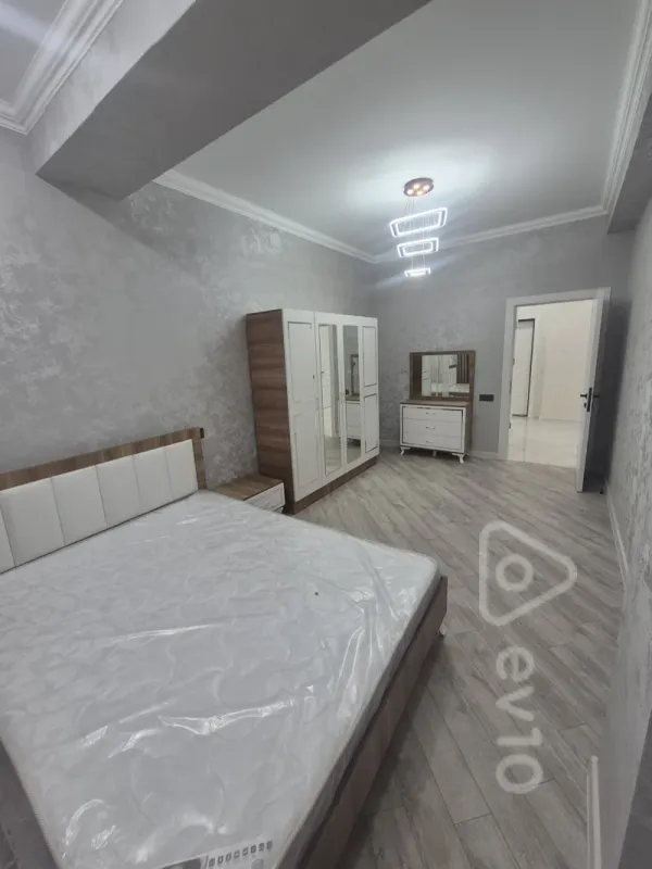 Kirayə verilir 2 otaqlı yeni tikili 90 m²