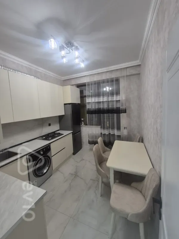 Kirayə verilir 2 otaqlı yeni tikili 90 m²