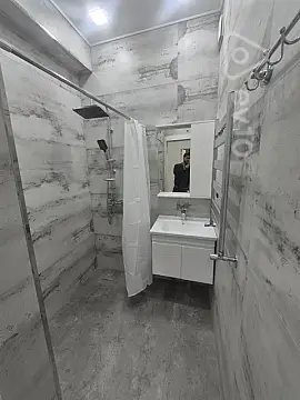 Kirayə verilir 2 otaqlı yeni tikili 90 m²