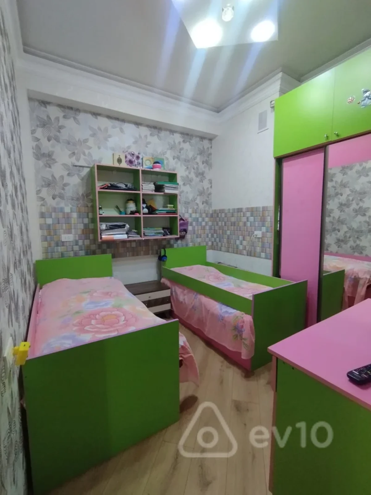 Satılır 3 otaqlı yeni tikili 66 m²