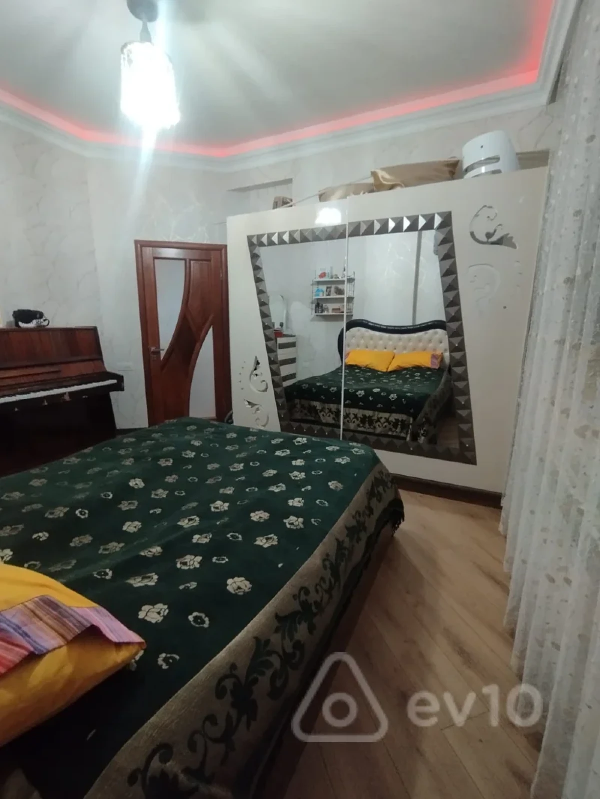 Satılır 3 otaqlı yeni tikili 66 m²