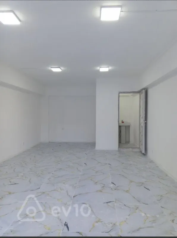 Satılır mənzil 26 m²