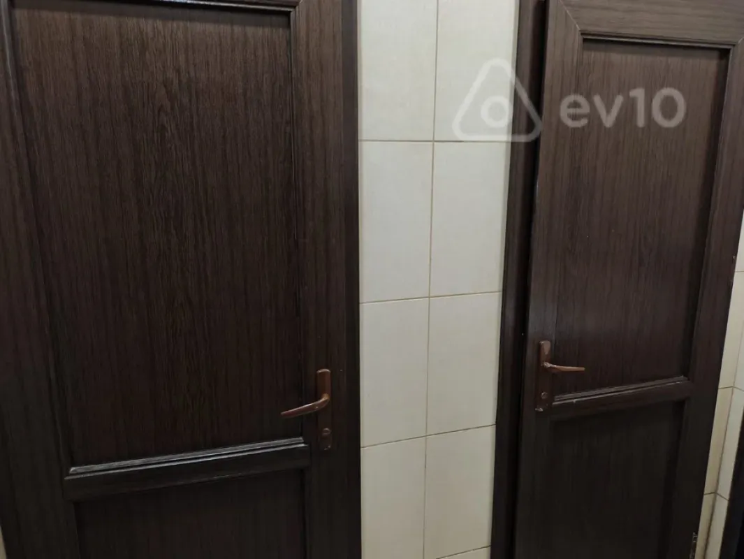 Kirayə verilir mənzil 450 m²