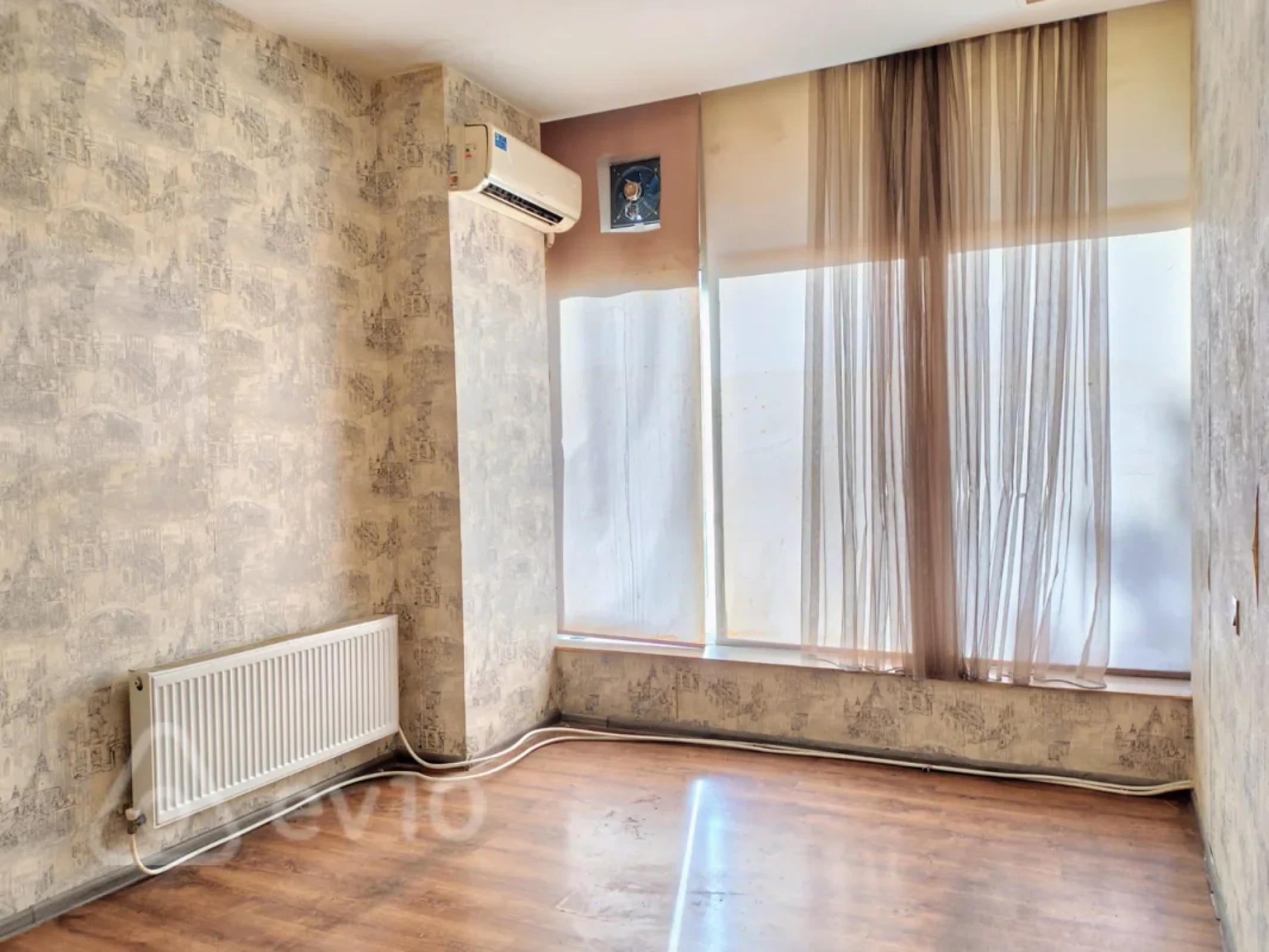 Kirayə verilir mənzil 450 m²