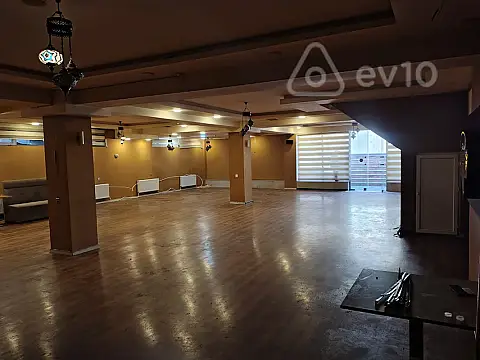 Kirayə verilir mənzil 450 m²
