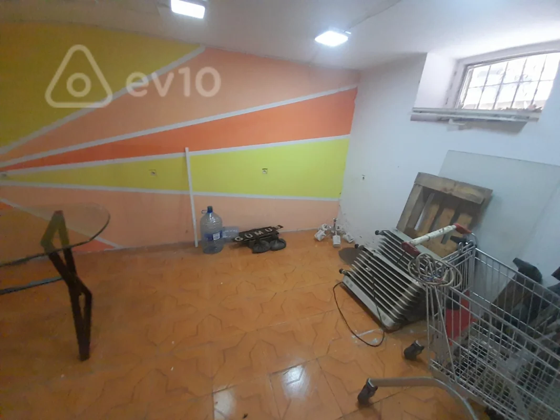 Kirayə verilir mənzil 20 m²