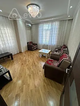 Kirayə verilir 3 otaqlı yeni tikili 100 m²