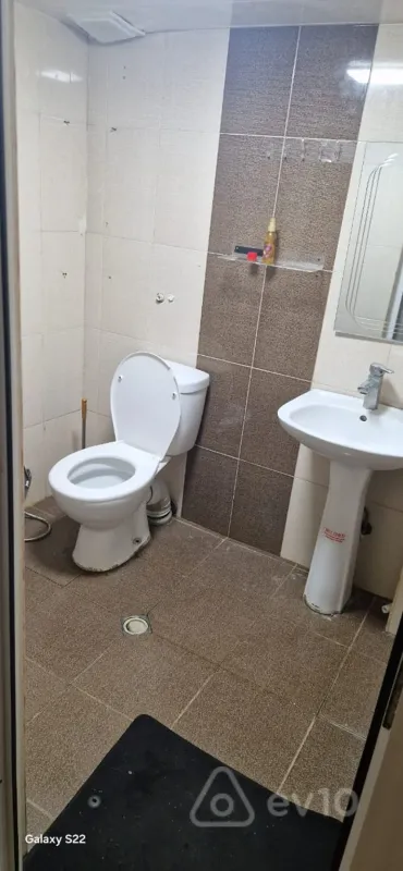 Kirayə verilir 1 otaqlı köhnə tikili 40 m²