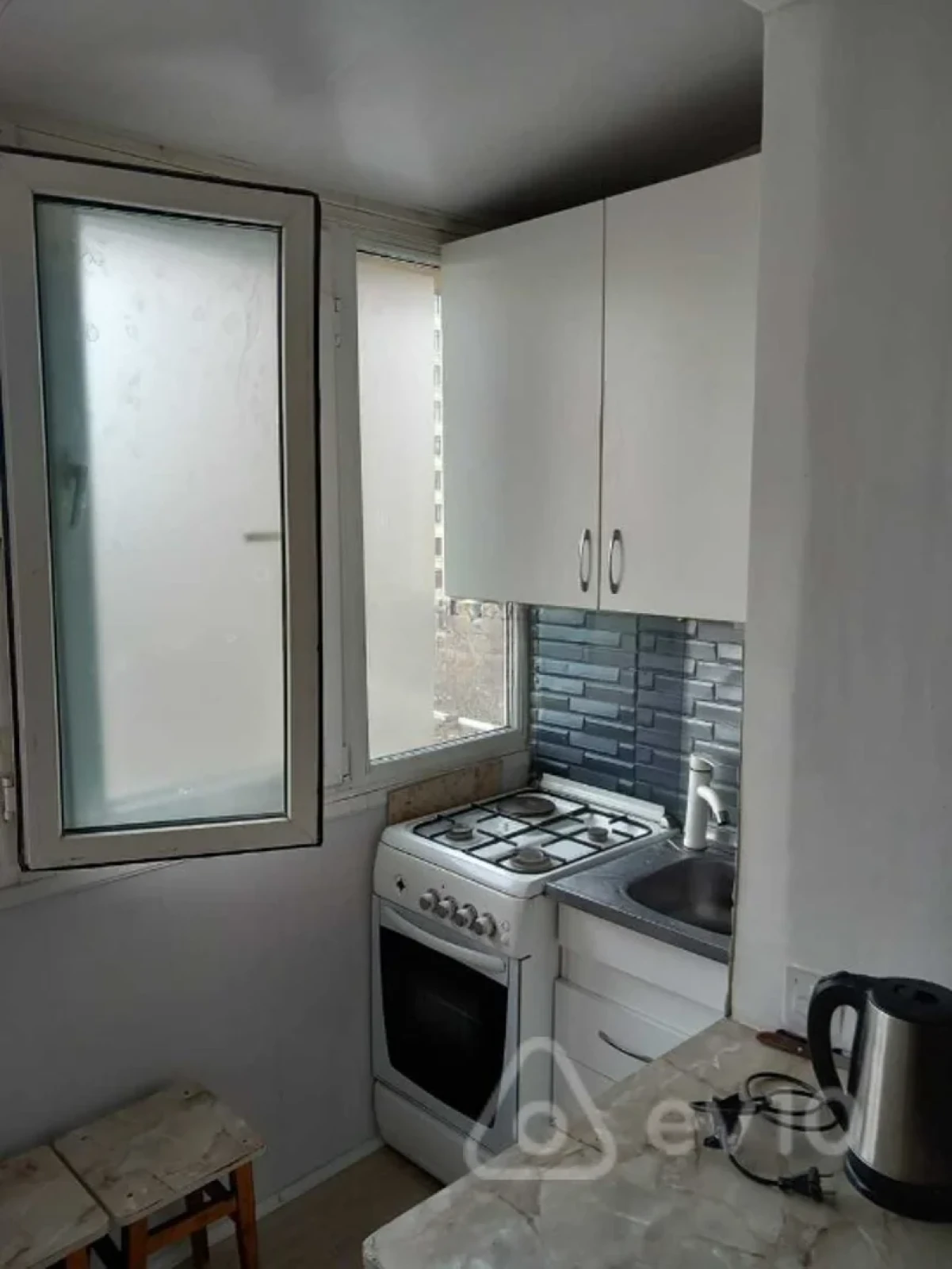Kirayə verilir 2 otaqlı köhnə tikili 35 m²