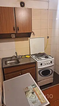 Kirayə verilir 1 otaqlı köhnə tikili 50 m²