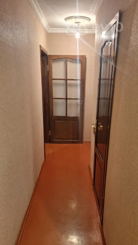 Kirayə verilir 1 otaqlı köhnə tikili 50 m²