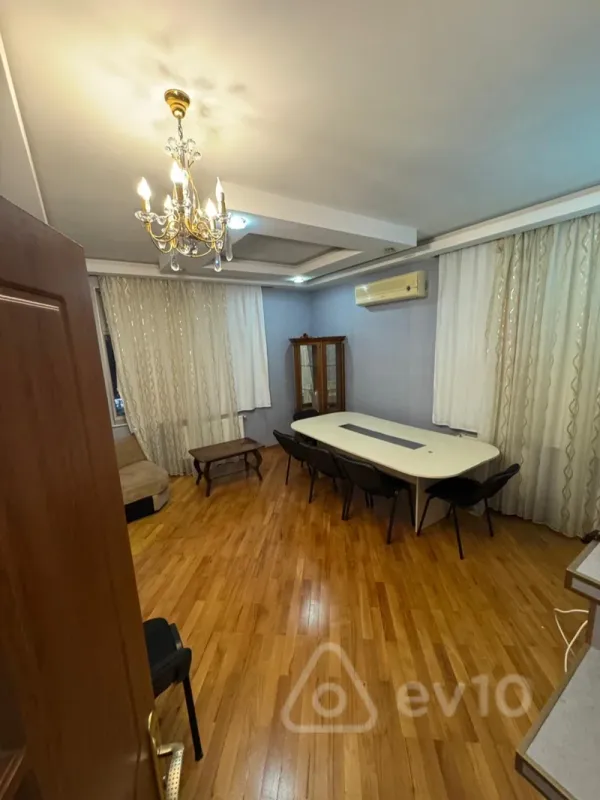 Kirayə verilir 3 otaqlı yeni tikili 100 m²