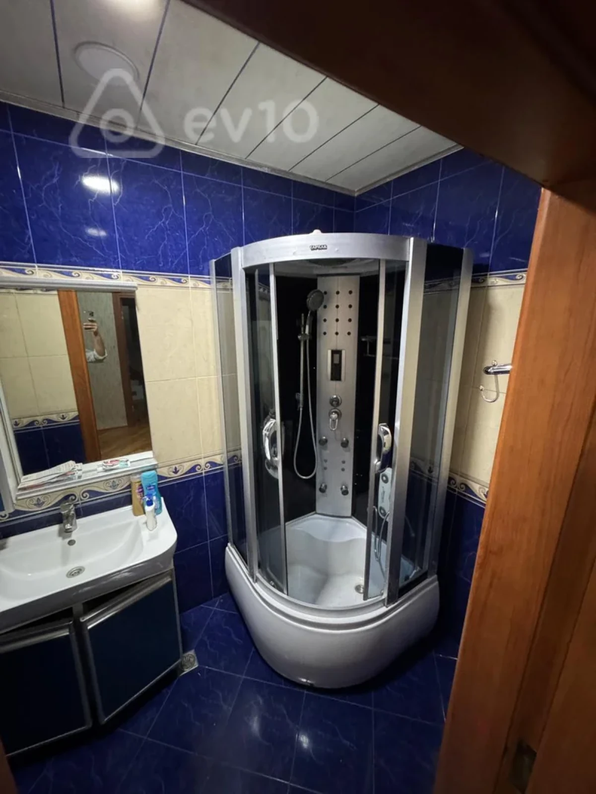 Kirayə verilir 3 otaqlı yeni tikili 100 m²