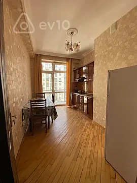 Kirayə verilir 3 otaqlı yeni tikili 115 m²