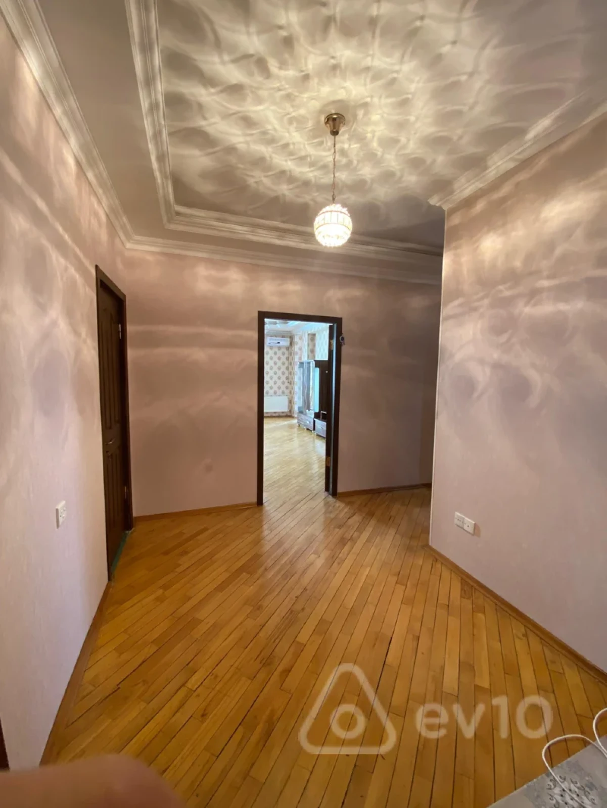 Kirayə verilir 3 otaqlı yeni tikili 115 m²