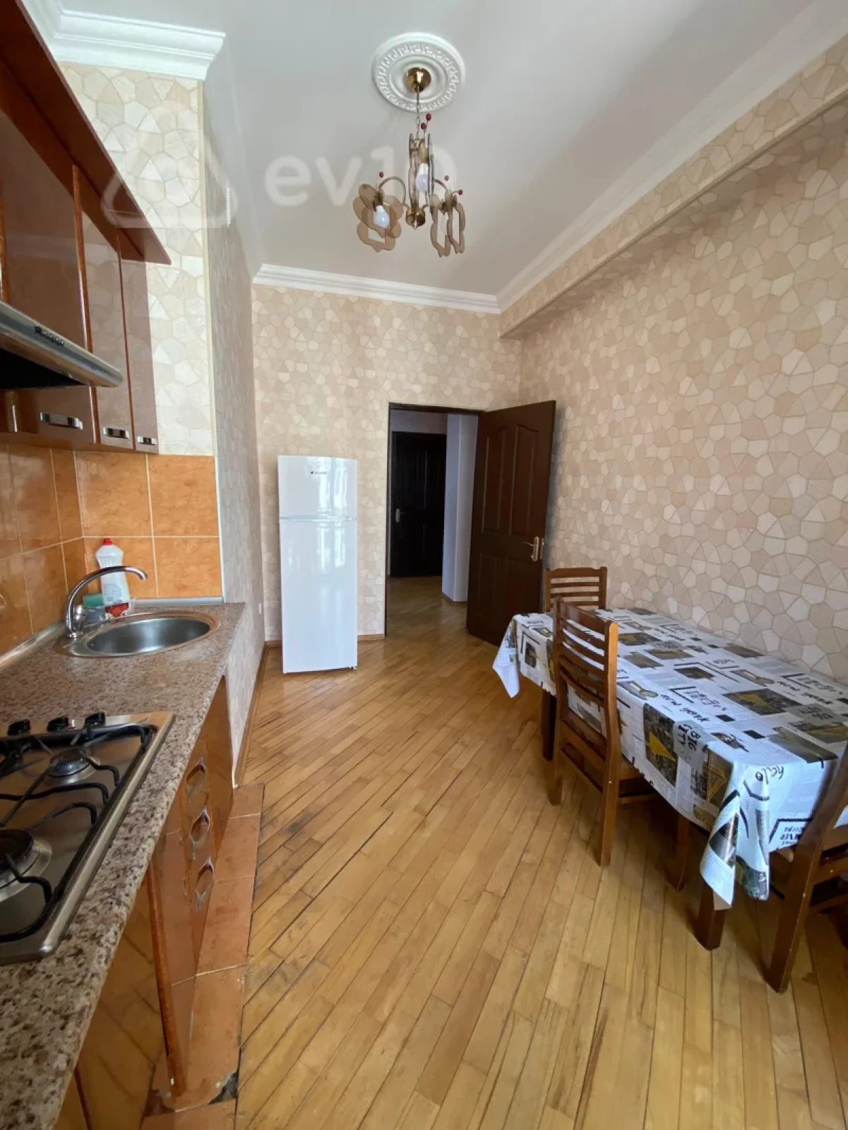 Kirayə verilir 3 otaqlı yeni tikili 115 m²