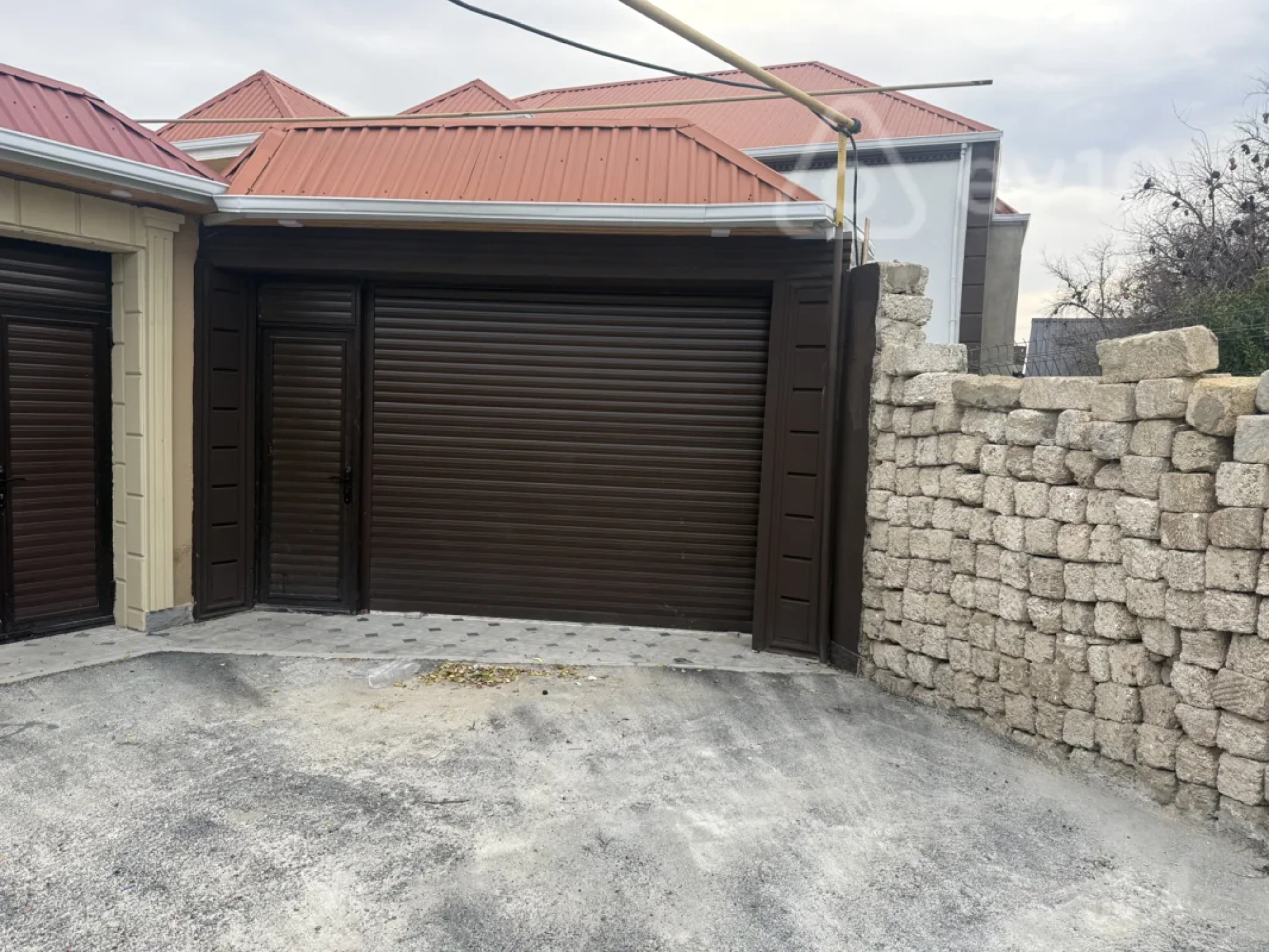 Satılır 4 otaqlı həyət evi 125 m²