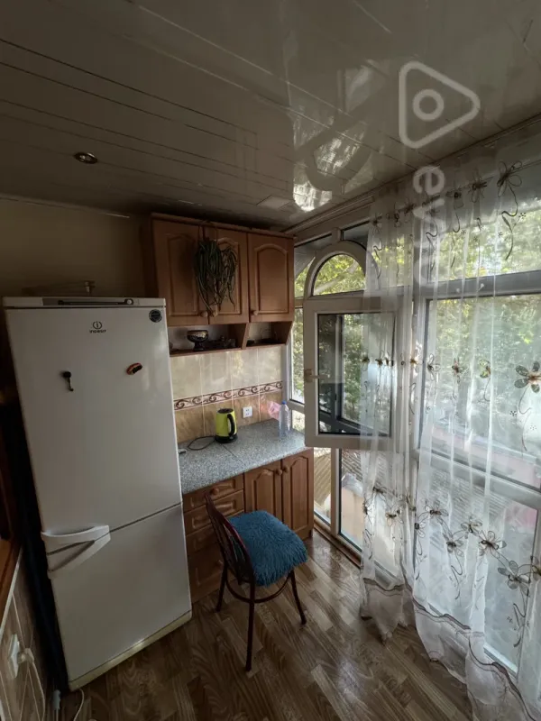 Kirayə verilir 3 otaqlı köhnə tikili 48 m²