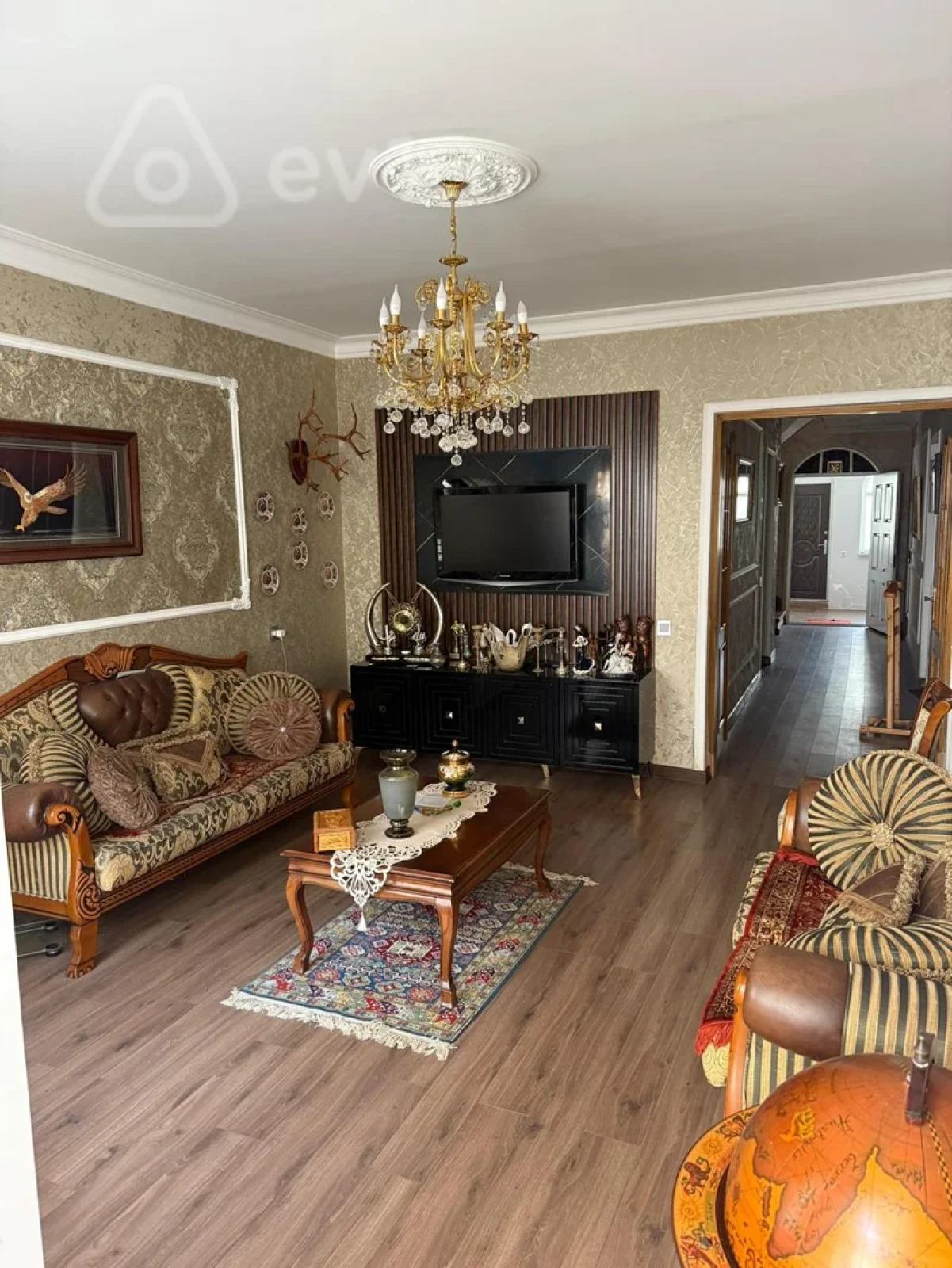 Satılır 7 otaqlı həyət evi 425 m²
