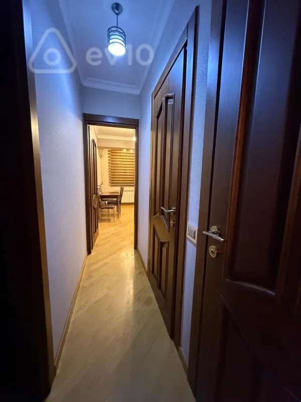 Kirayə verilir 3 otaqlı köhnə tikili 110 m²