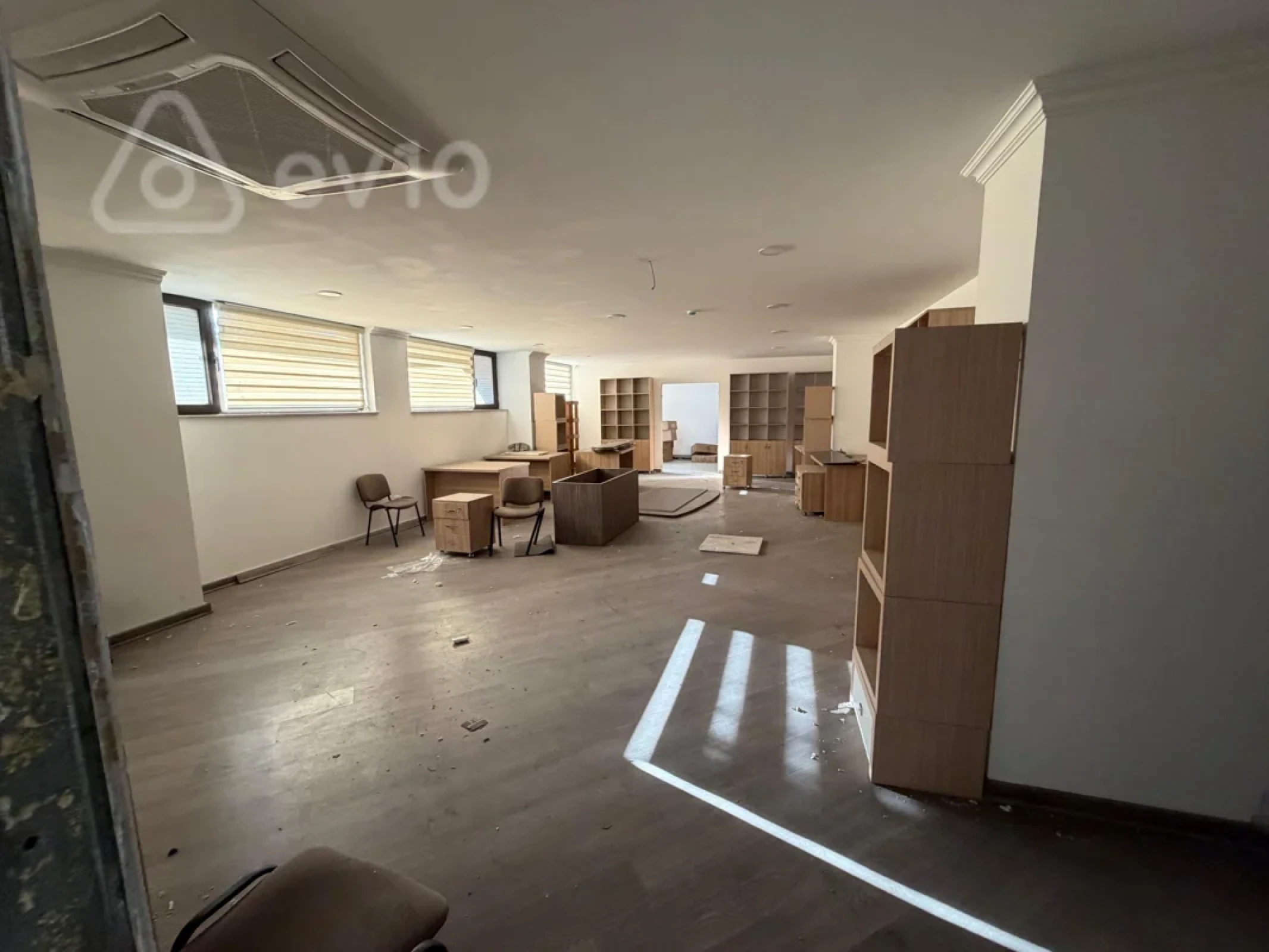 Kirayə verilir mənzil 940 m²