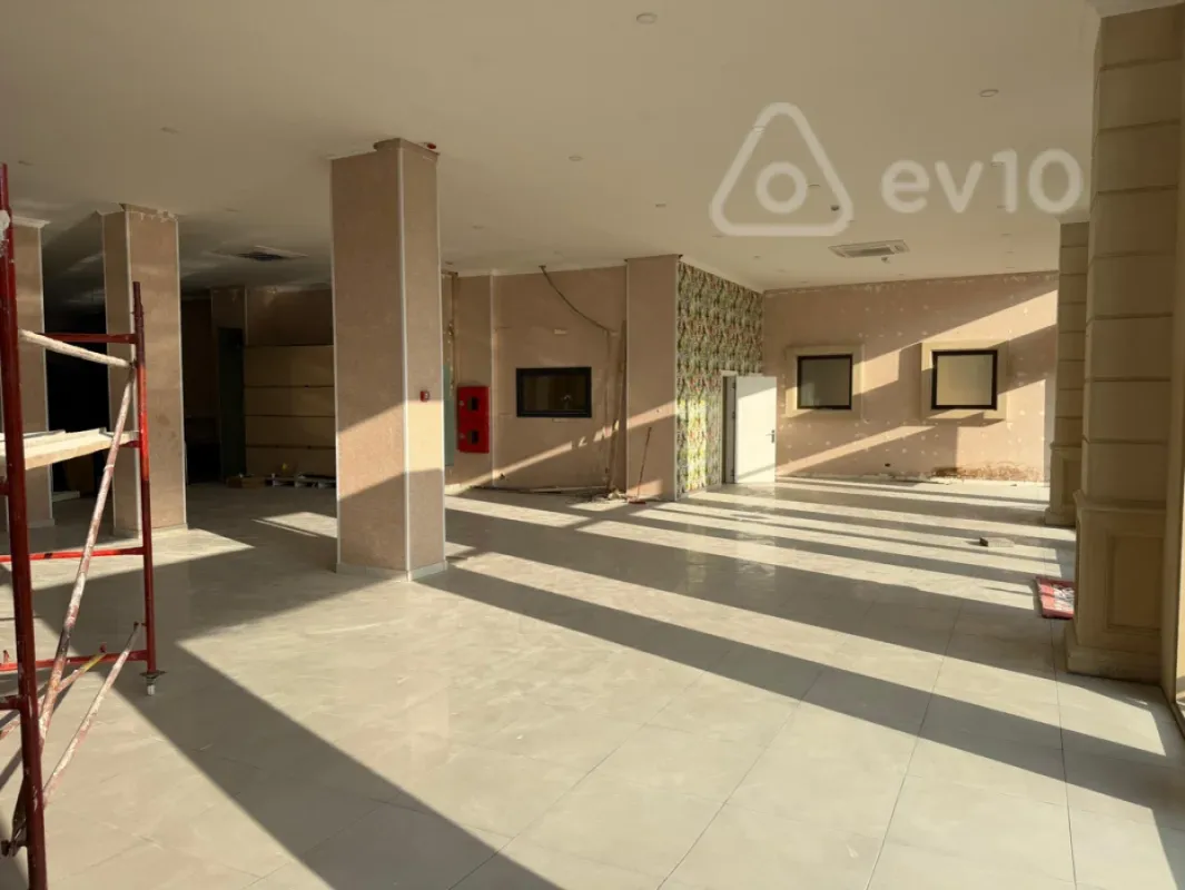 Kirayə verilir mənzil 940 m²