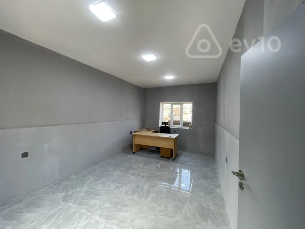 Kirayə verilir mənzil 600 m²