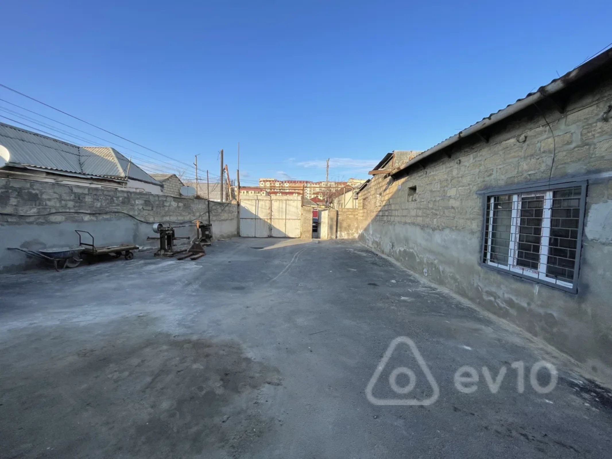 Kirayə verilir mənzil 600 m²