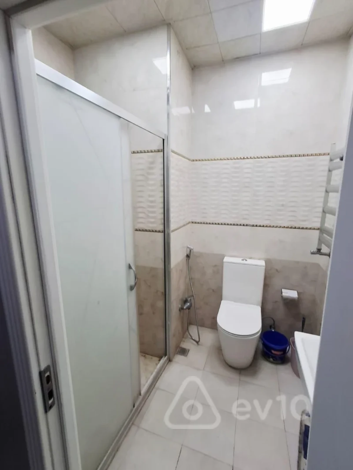 Kirayə verilir 1 otaqlı yeni tikili 40 m²