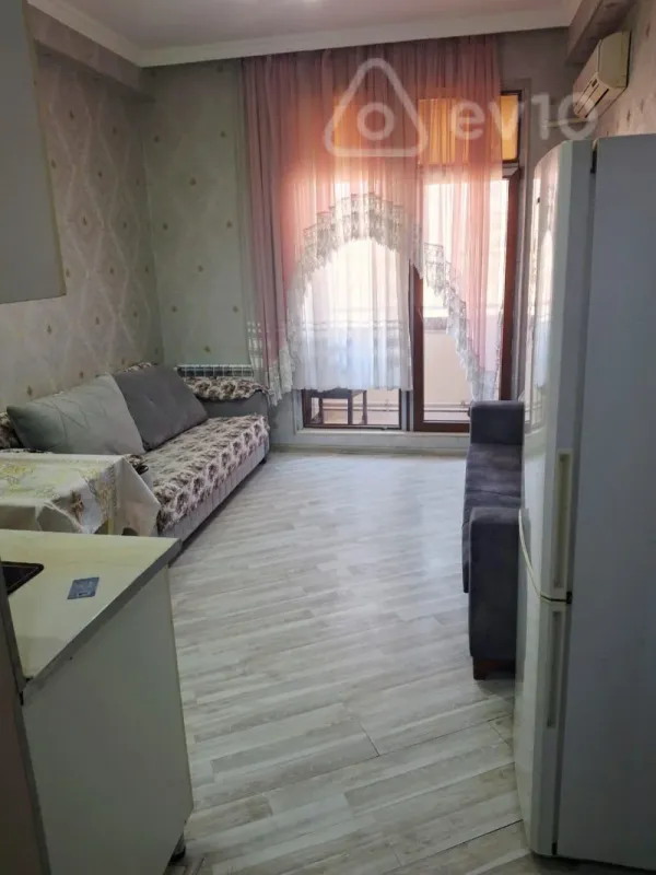 Kirayə verilir 1 otaqlı yeni tikili 40 m²