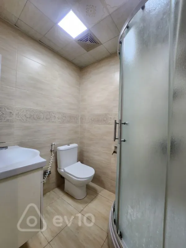 Kirayə verilir 2 otaqlı yeni tikili 68 m²