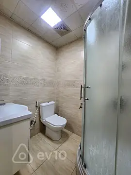 Kirayə verilir 2 otaqlı yeni tikili 68 m²