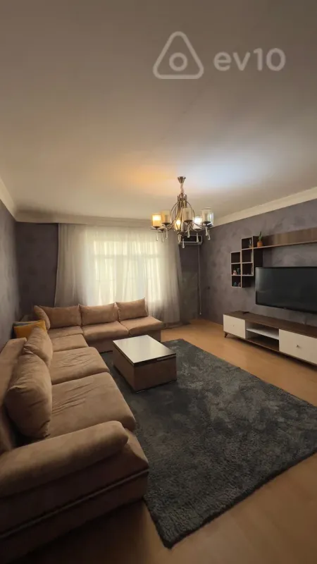 Kirayə verilir 3 otaqlı köhnə tikili 75 m²