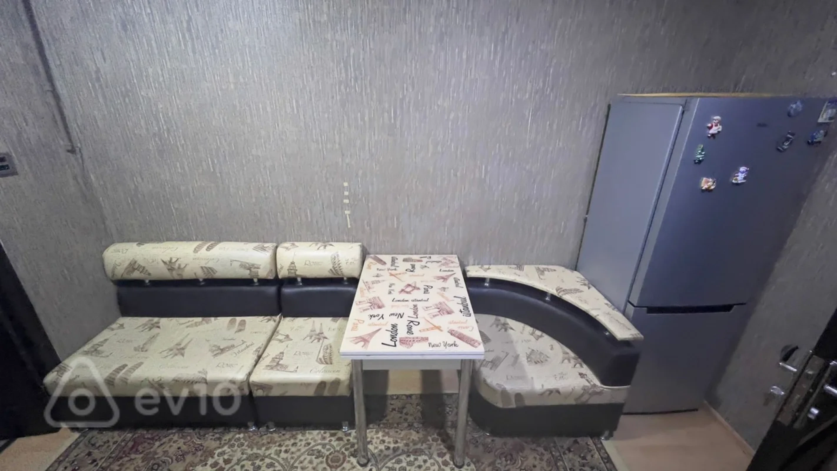 Kirayə verilir 3 otaqlı köhnə tikili 75 m²