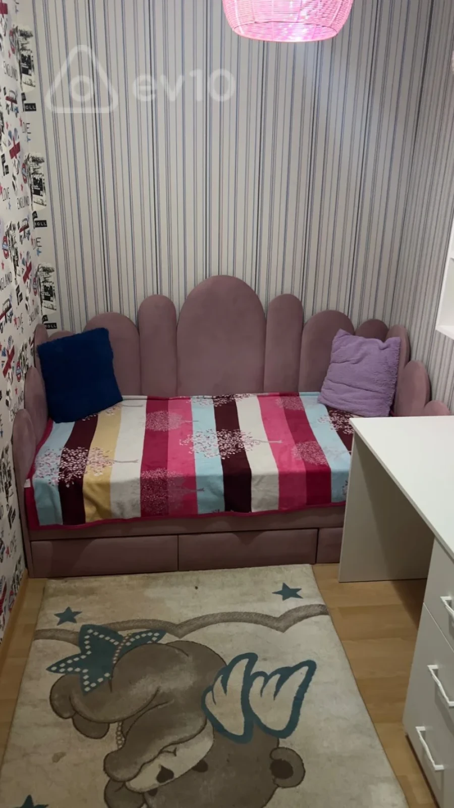 Kirayə verilir 3 otaqlı köhnə tikili 75 m²