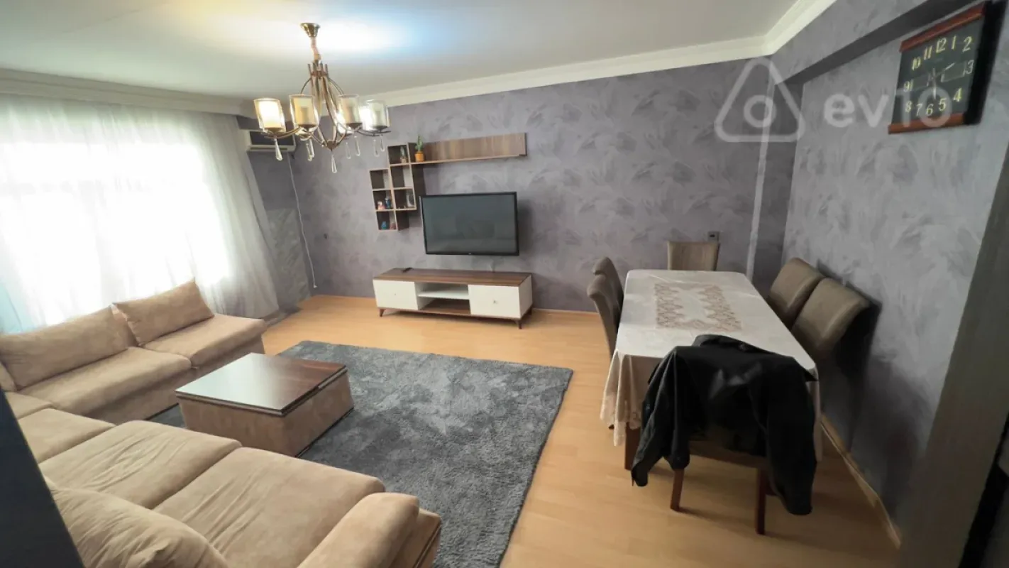 Kirayə verilir 3 otaqlı köhnə tikili 75 m²