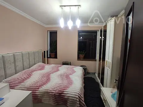 Satılır 3 otaqlı köhnə tikili 75 m²