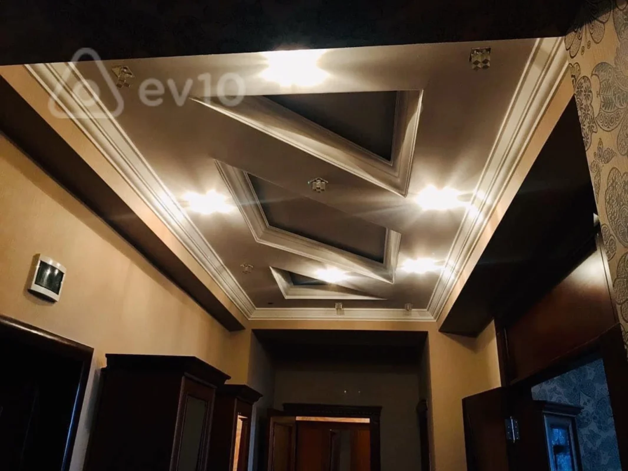 Kirayə verilir 3 otaqlı yeni tikili 100 m²