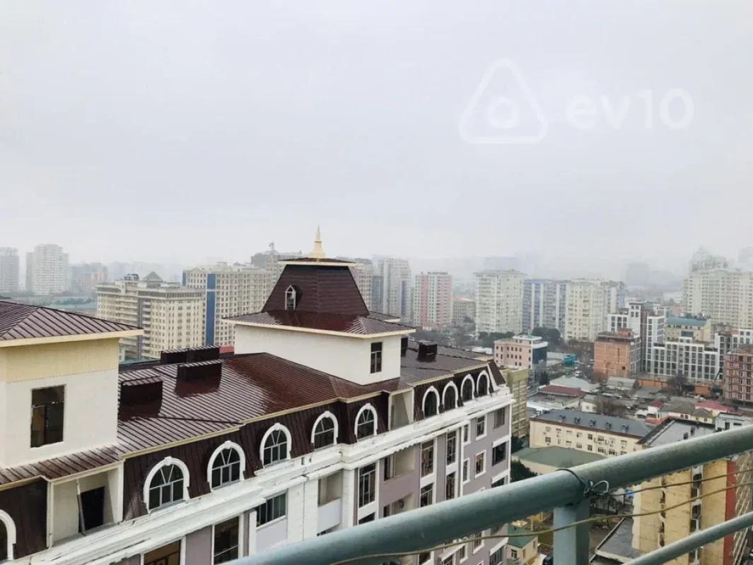 Kirayə verilir 3 otaqlı yeni tikili 100 m²