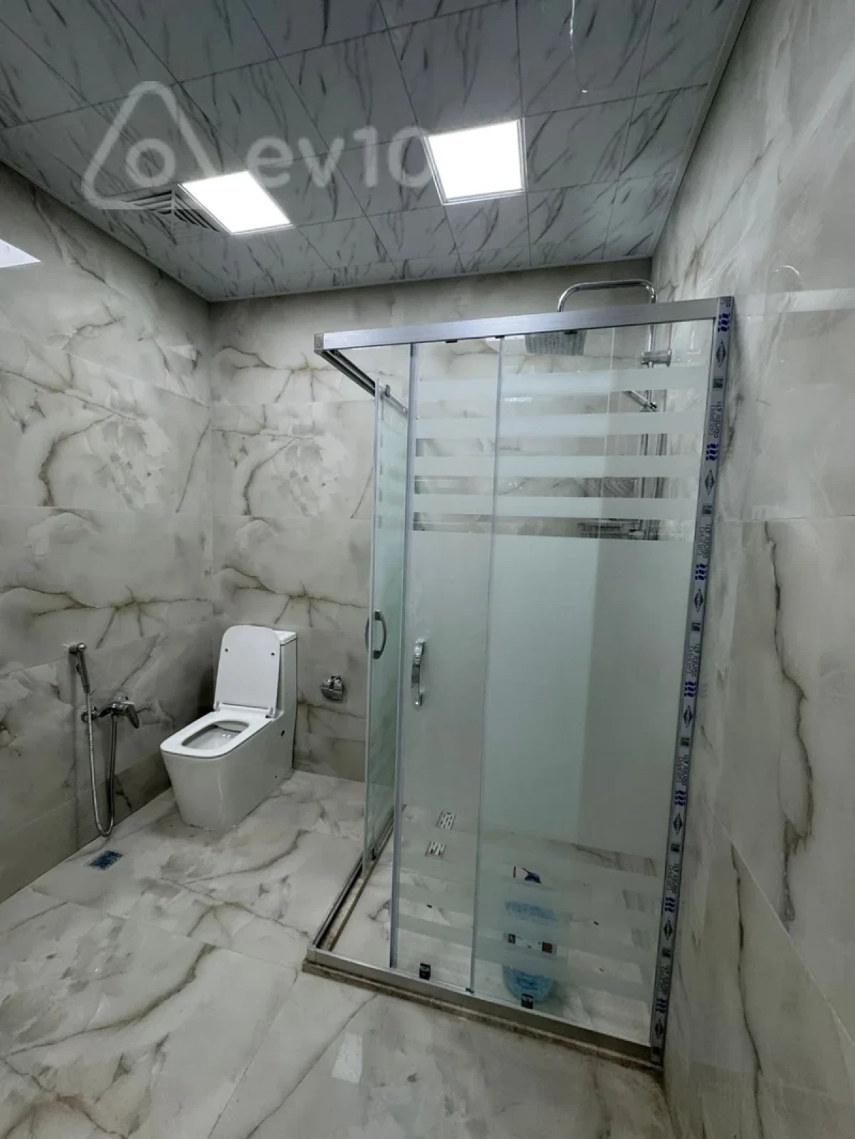 Satılır 4 otaqlı yeni tikili 173 m²