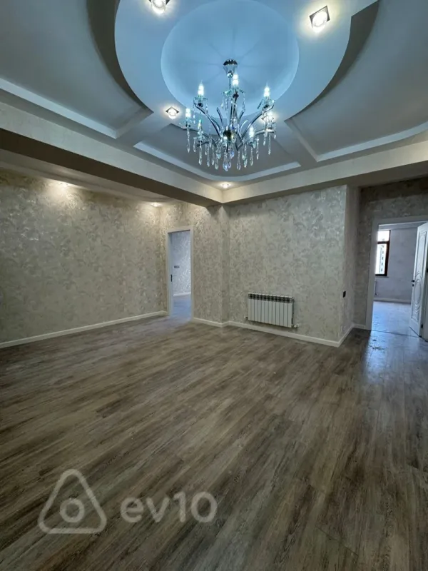 Satılır 4 otaqlı yeni tikili 173 m²