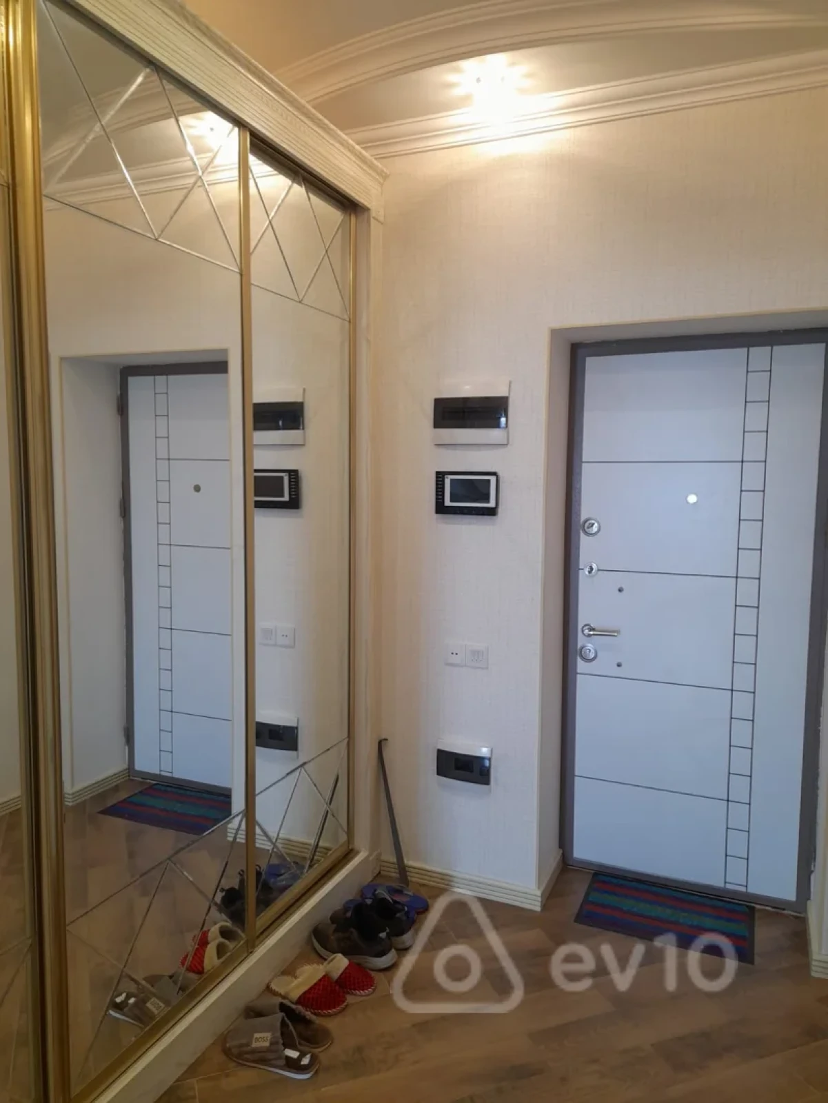 Kirayə verilir 3 otaqlı yeni tikili 110 m²